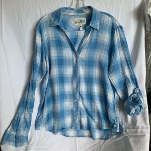 Girl Krazy women’s blue cotton button down shirt